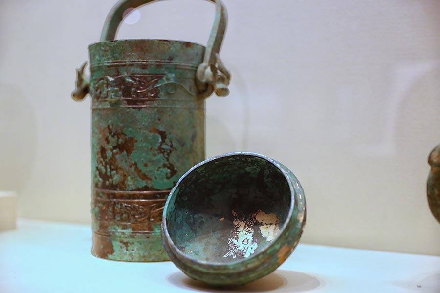 Gateway to the Silk Road is an exhibition of artifacts that offers visitors a glimpse into the variety ethnic cultures and of archaeological discoveries made in Gansu Province, in Northwest China.