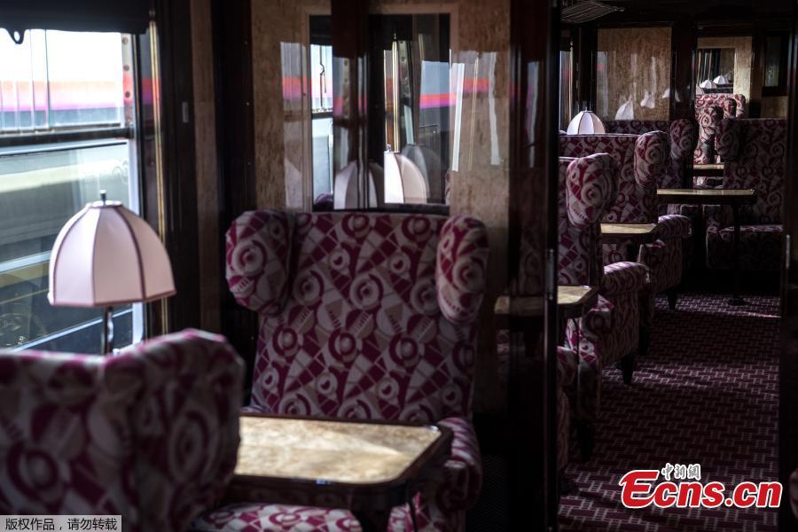 This picture taken on May 13, 2019 shows the interior of a newly-restored carriage of an Orient Express train displayed at the Gare de l\'Est train station in Paris. (Photo/Agencies)