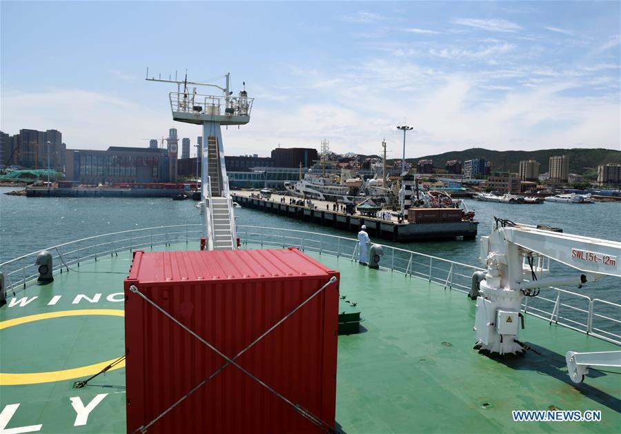 Chinese research vessel Science departs from the city of Qingdao, East China\'s Shandong province, May 18, 2019.  (Photo/Xinhua)