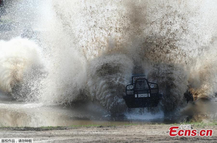 A participant attends a regional?tractor?racing competition Bizon-Track-Show outside of Rostov-on-Don, Russia June 2, 2019.(Photo/Agencies)