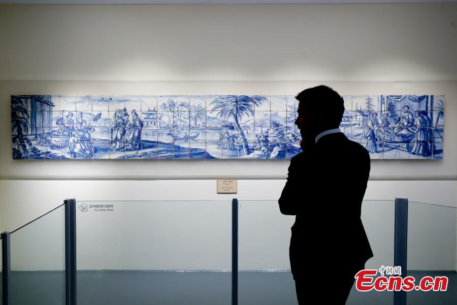 An exhibition titled ‘The Land of the Glazed Cities: 500 Years of Azulejo in Portugal’ opens in the Palace of Eternal Longevity (Yongshou gong) at the Palace Museum in Beijing, June 11, 2019. As the first exhibition jointly organized by the Palace Museum and the Museu Nacional do Azulejo, it showcases more than 50 of the most exquisite works of Portuguese azulejo (a form of painted tilework) from the sixteenth to twenty-first centuries. Since each work comprises many individual tiles, the total number of tiles to be displayed is approximately 5,000. (Photo: China News Service/Du Yang)