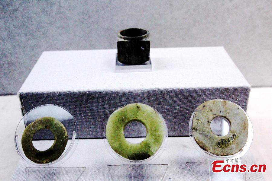 Some 192 artifacts made of stone, bone, pottery and bronze, unearthed from the Shenna site, are on display at an exhibition at the Xining Museum in Xining City, Northwest China’s Qinghai Province, June 12, 2019. Shenna is located on the bank of the Beichuan River in Xining, covering an area of approximately 100,000 square meters. It was home to the Qijia culture approximately 4,000 years ago. (Photo: China News Service/ Zhang Tianfu)