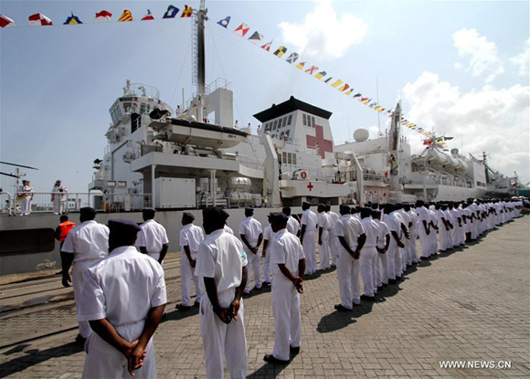 Tanzania Navy Commander Richard Mutayoba Makanzo inspects Chinese navy soldiers on the Chinese naval hospital ship Peace Ark at Dar es Salaam Port in Dar es Salaam, Tanzania, on Nov. 19, 2017. Chinese naval hospital ship Peace Ark arrived on Sunday morning in Tanzania's Dar es Salaam, starting an eight-day humanitarian mission of providing free medical services to local residents. (Xinhua) Tanzania Navy Commander Richard Mutayoba Makanzo inspects Chinese navy soldiers on the Chinese naval hospital ship Peace Ark at Dar es Salaam Port in Dar es Salaam, Tanzania, on Nov. 19, 2017. Chinese naval hospital ship Peace Ark arrived on Sunday morning in Tanzania's Dar es Salaam, starting an eight-day humanitarian mission of providing free medical services to local residents. (Xinhua)