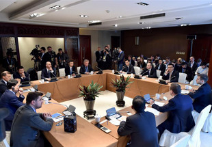 Entrepreneurs hold round-table discussion 