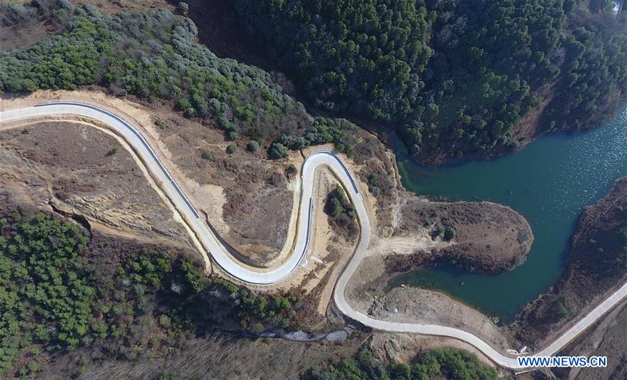 Improved rural roads in China's Yunnan facilitate traveling, economic growth 