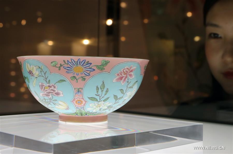 Preview exhibition of Sotheby's spring auction held in HK