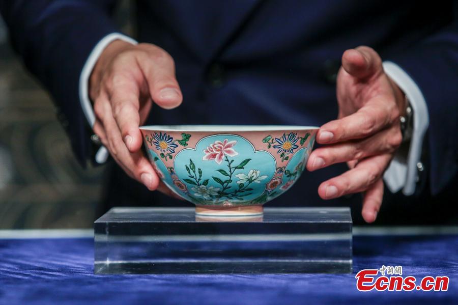 Rare Qing Dynasty bowl sells for HK$239 million