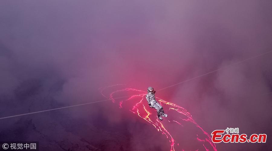 Karina Oliani: The first woman to zipline across lava lake 