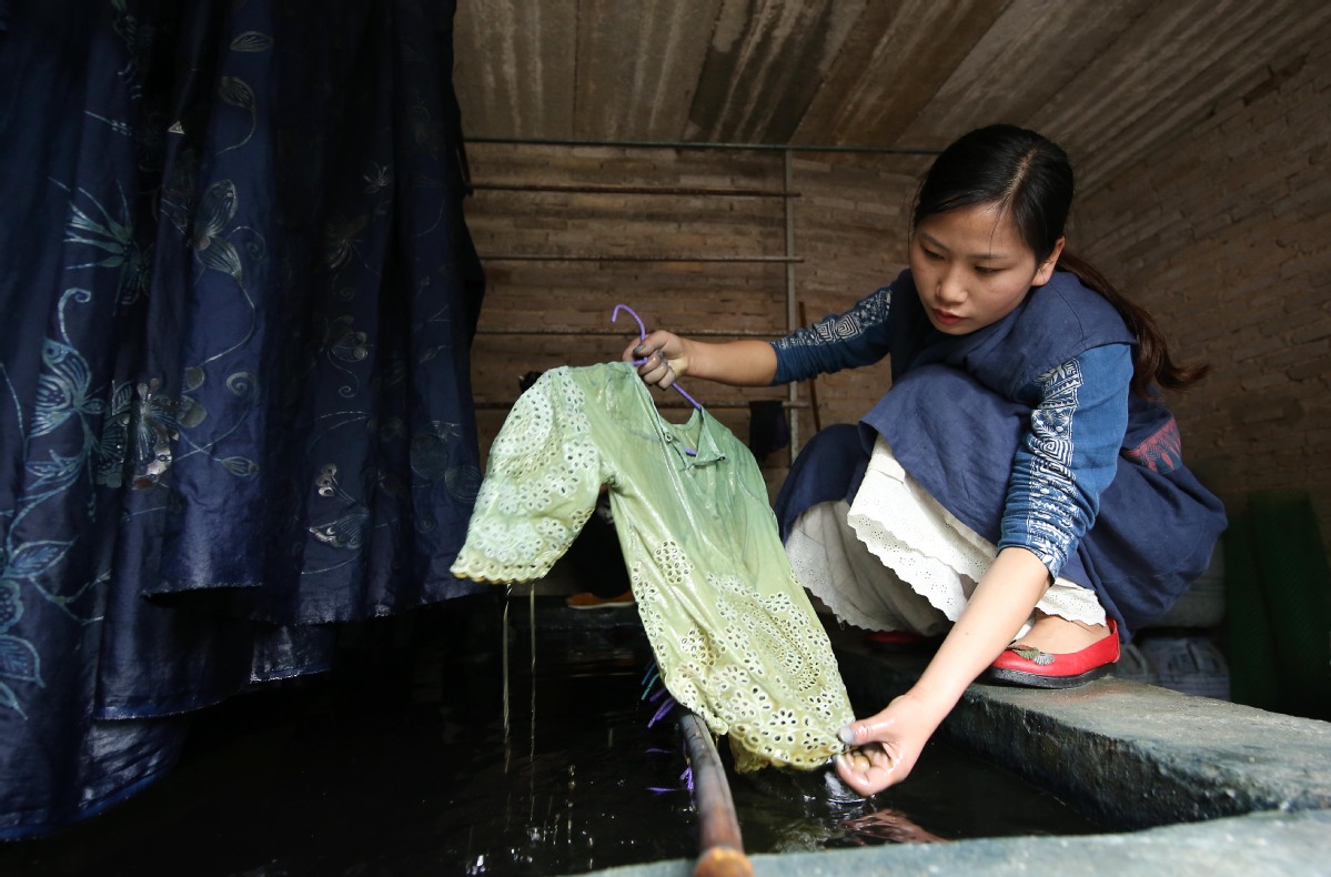 Woman wants to spread Guizhou's batik culture far and wide