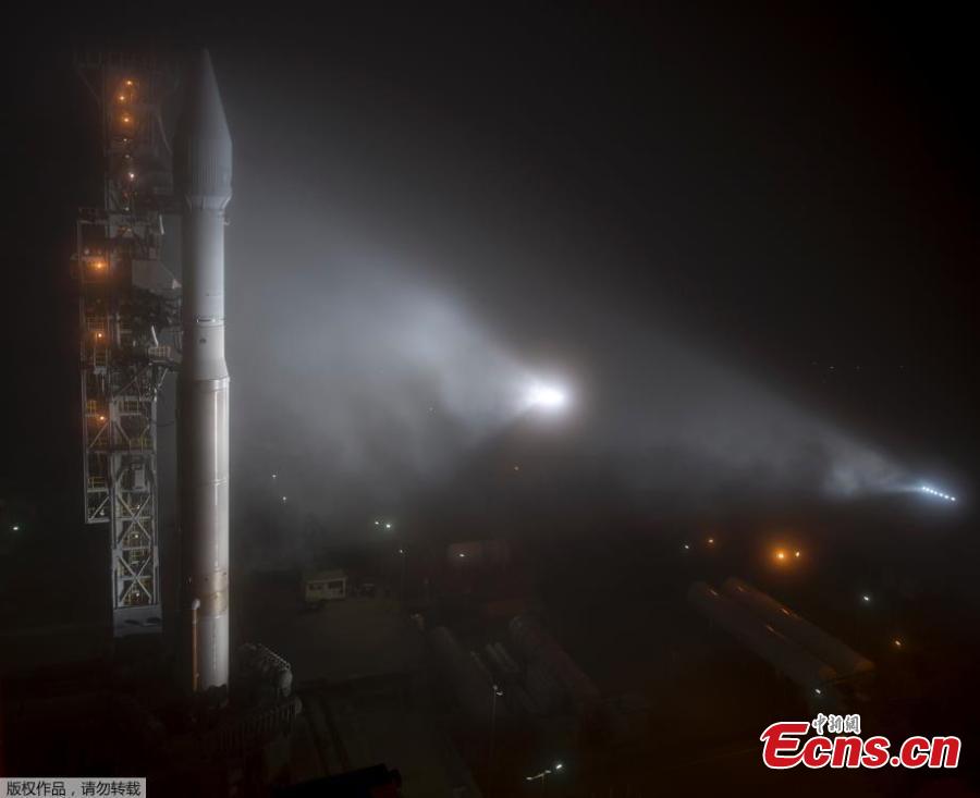 NASA launches InSight lander toward Mars 