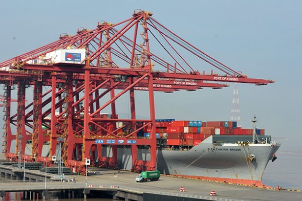 A container ship docks at the Port of Ningbo, East China's Zhejiang province. (Photo/Xinhua) A container ship docks at the Port of Ningbo, East China's Zhejiang province. (Photo/Xinhua)