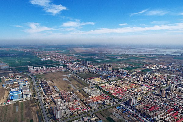 Aerial photo taken on April 1, 2017 shows Anxin county, North China's Hebei province.(Photo/Xinhua) Aerial photo taken on April 1, 2017 shows Anxin county, North China's Hebei province.(Photo/Xinhua)